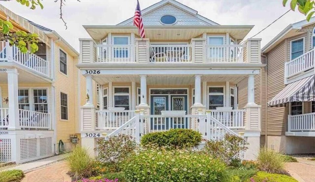 3br- 2 Bath-Gold coast beauty