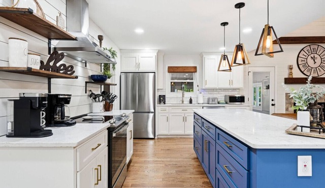 3King B | Firepit | Pet-Friendly | Short Walk DT