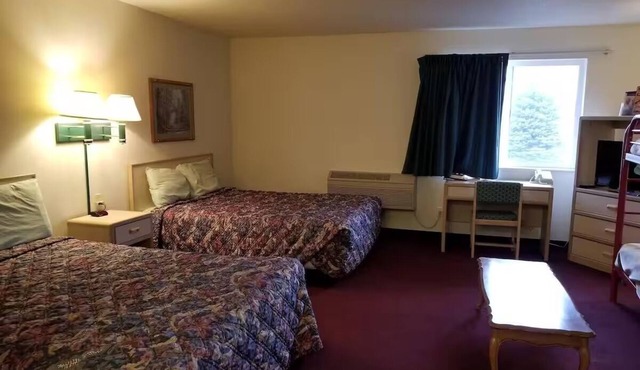 4 Affordable Family-Friendly Rooms w/Free Breakfast & Parking, Near Attractions