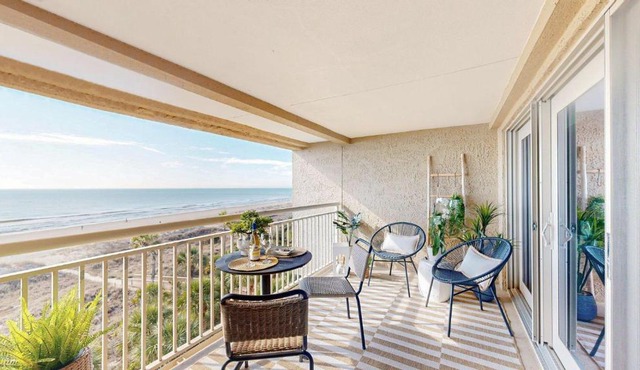 426 Captain's Walk