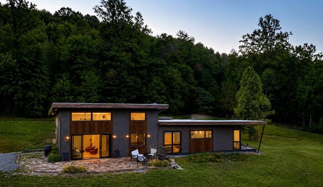4TreesVA: Old Rag Mountain Retreat