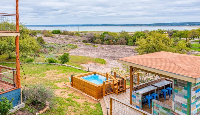 5 King 3 5b Firepit Nearby Pickleball Opens Feb 25 Lvl2 EV Charger Pool w Lake Views