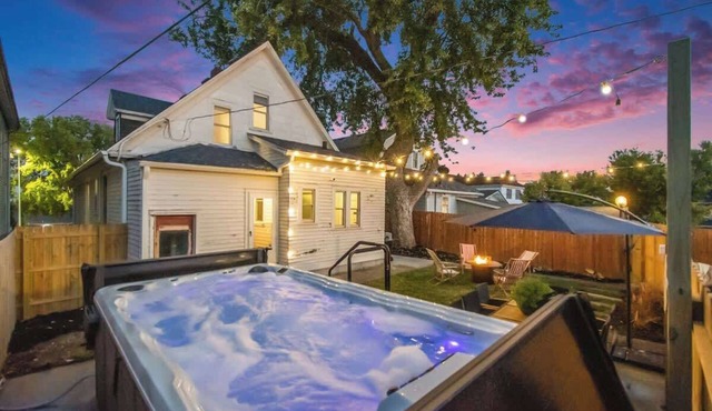 5BR Family Retreat | 14ft Swim Spa + Pool Table