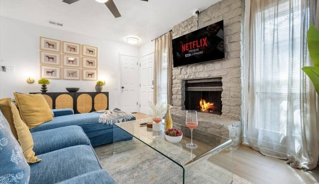 7 min to Brushy Creek Retreat 3BR house with Office