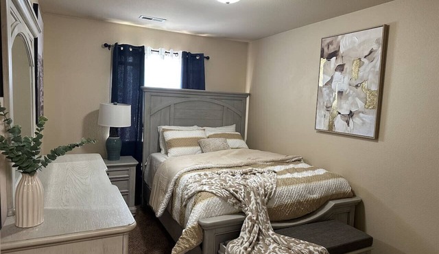 713 Section 1 luxury townhouse