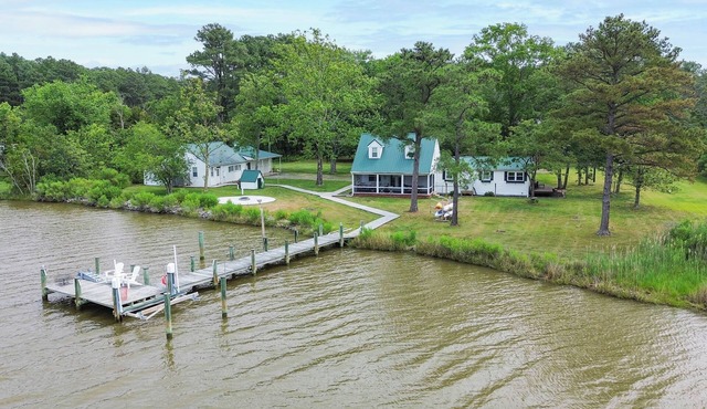 About Time! - Remote Waterfront Home with Dock - Sleeps 15-New EV Charger!