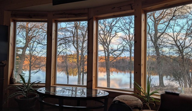 Apple River Retreat home in Amery