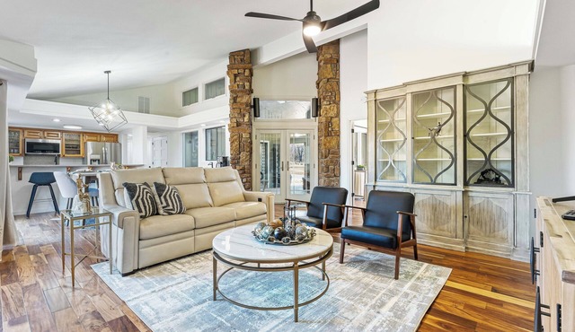 Atrium House @ Tee 16-min. from Trails & Lake