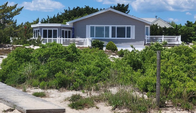 Barnegat Light (LBI) Ocean Front Home -