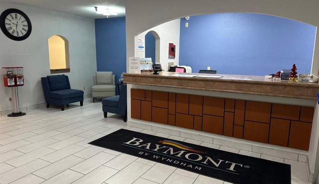 Baymont by Wyndham Omaha SW