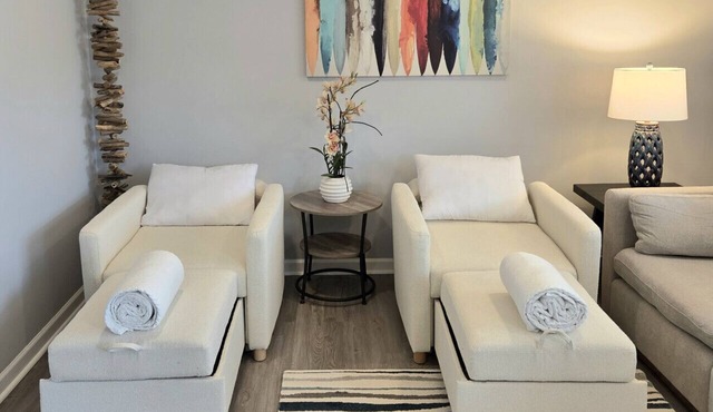 Bayside Beach House Sleeps 10