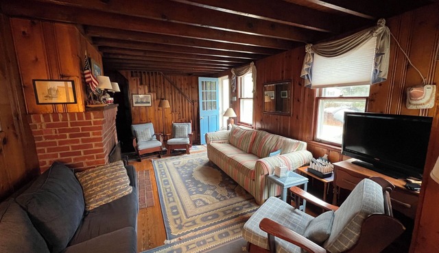 Beach-block Bungalow at LBI: Classic wood-paneled Cape Cod, 100 yards from beach