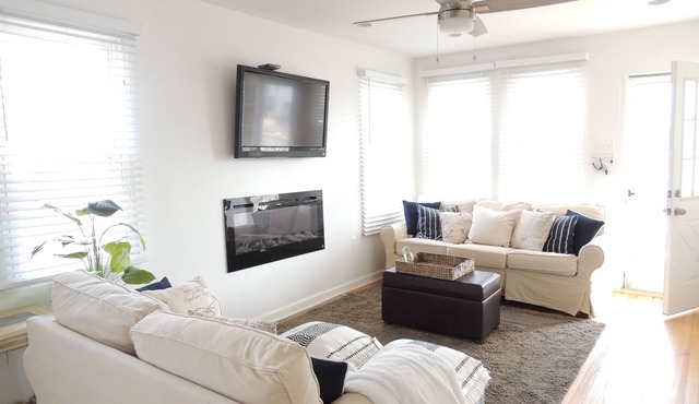 Beach Block One house from beach 1st floor Completely Renovated