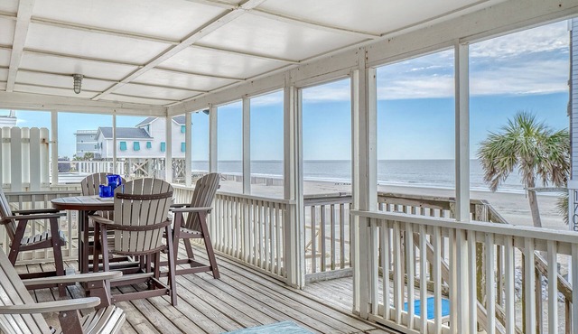 Beach Getaway at 'Bacon in the Sun' with Stunning Ocean Views and in a Quiet Area!