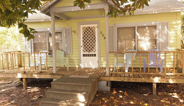 Beaufort Harbour Suites East Lodge