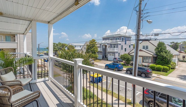 Beautiful Ocean Block Downtown Rehoboth Beach Townhouse