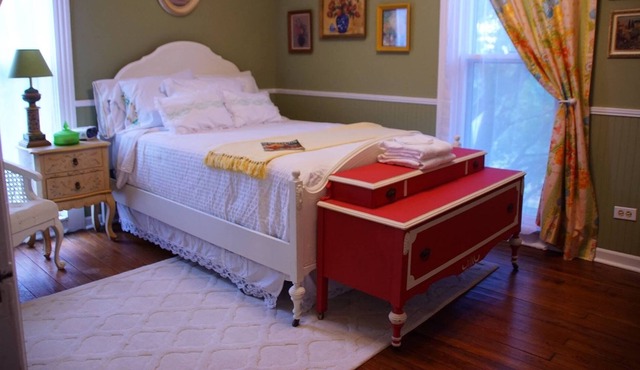 Bell Buckle Guest House