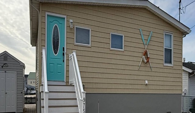Boater & Beach Lover’s Retreat