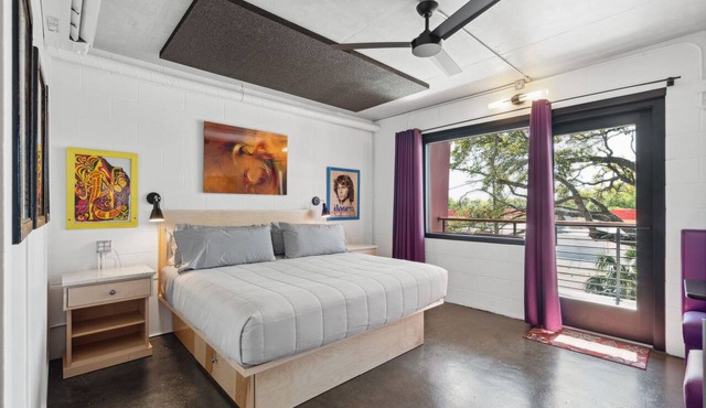 Boutique Vera Hotel Room 302: King Room in the Heart of Folly Beach