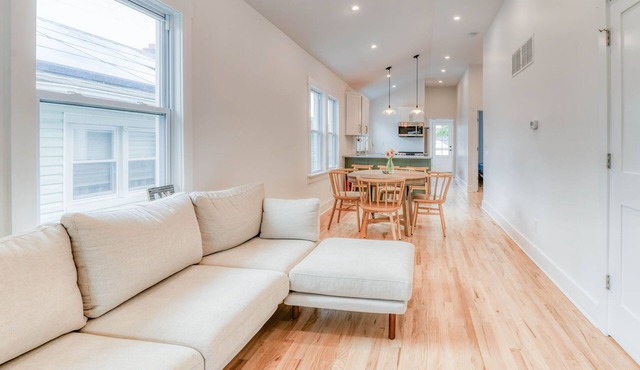 Bradley Beach Bungalow: renovated, 2 blocks from downtown, short walk to beach!