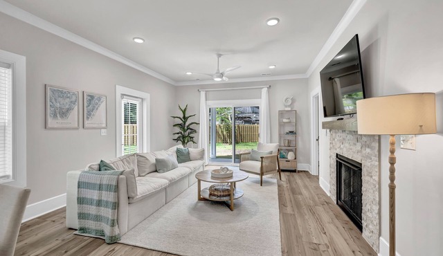 Brand New, Spacious 5BR Retreat - Close to Beach, Downtown Wilmington & Dining