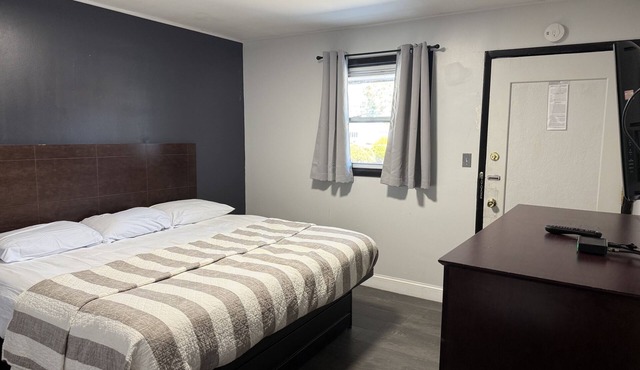 Budget Inn
