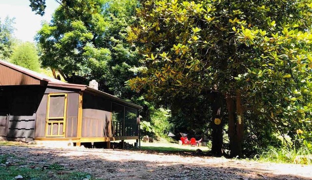 Cabin at the cove at Watauga Lake