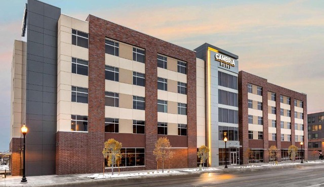 Cambria Hotel Omaha Downtown
