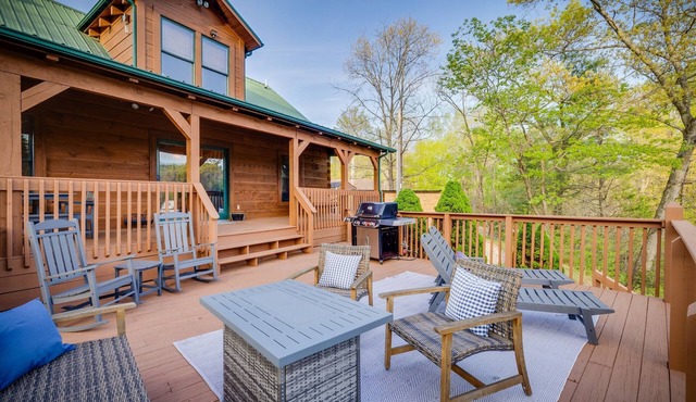 Canyon Dream - Watauga Lake Dock Firepit & Summer Fun Awaits