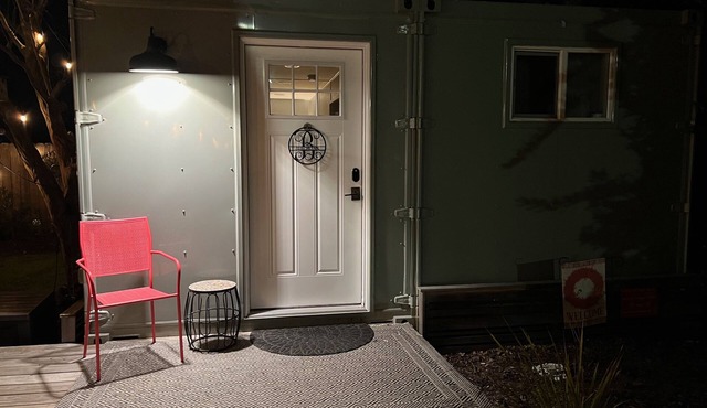 Centrally located - Close to Beach and Downtown - Burchlynn Cottage