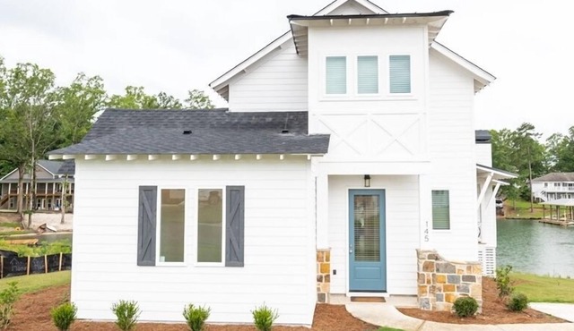 Changes in Latitude | 4 Bed, 3 Bath