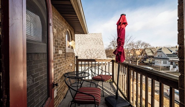 Charming 6BR Home in Milwaukee’s Historic District
