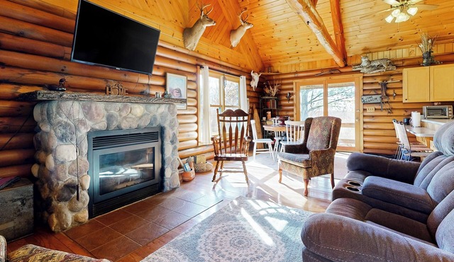 Charming Family Friendly Loft in Aledo