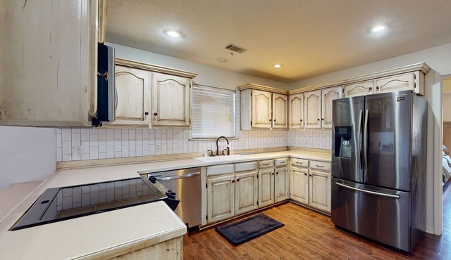 Charming home with indoor fireplace, outdoor firepit, and private washer/dryer