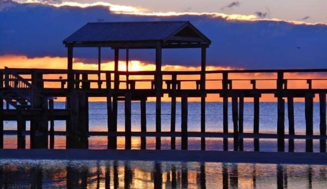 Chesapeake Bayside Bungalow