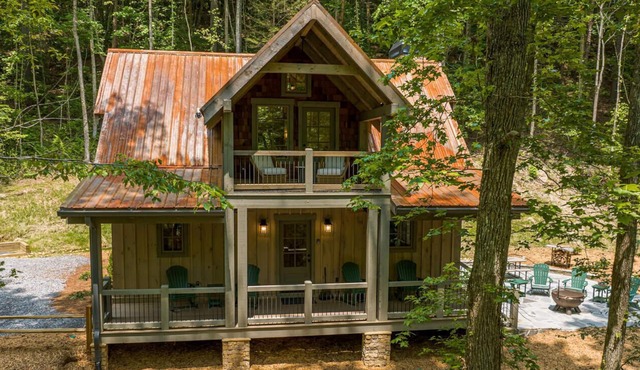 Cider Mill House overlooking private stream w/firepit