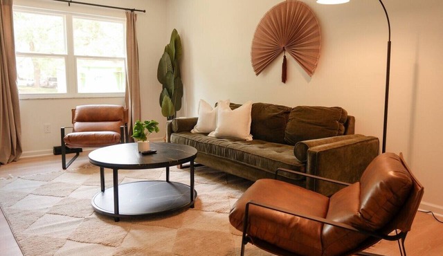 Clean, comfortable, and versatile home, perfect for long stays in Columbus