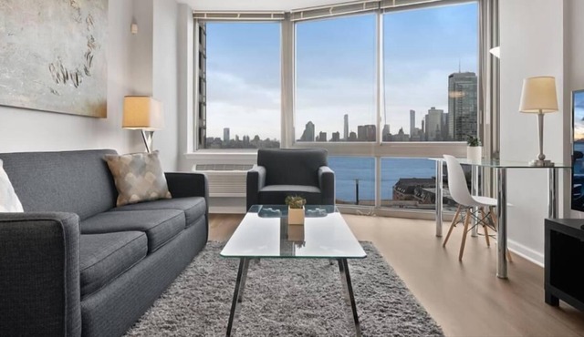 Clean & Spacious 1BR | Work Remote | Free WiFi & Kitchen | Near PATH