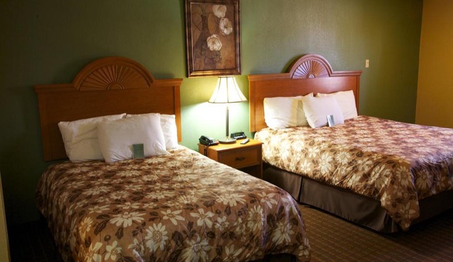Coach Light Inn