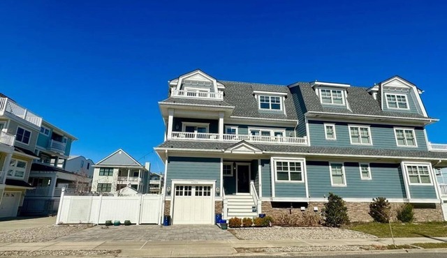 Coastal Luxury on the Beach Block – 6BR, 4.5BA, Steps from the Sand!