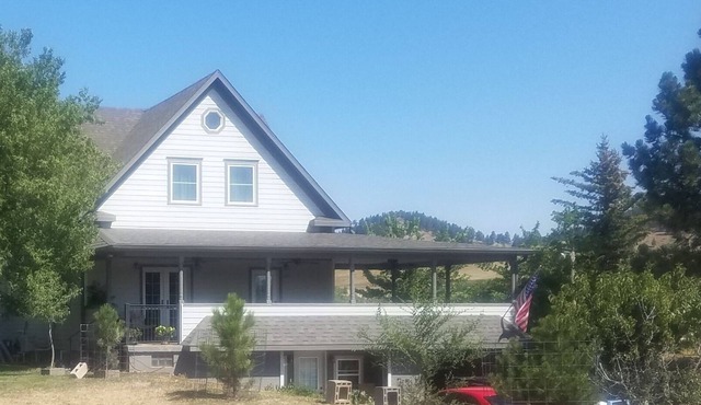 Comfortable 2 bedroom home