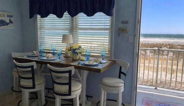 Comfortable and clean OCEAN FRONT condo in beautiful Wildwood Crest