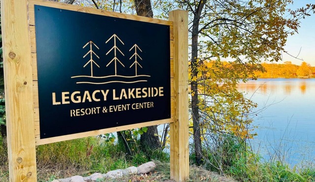 Cottage V |Studio Cottage | Lake & Beach |Water Sports! | Legacy Lakeside Resort