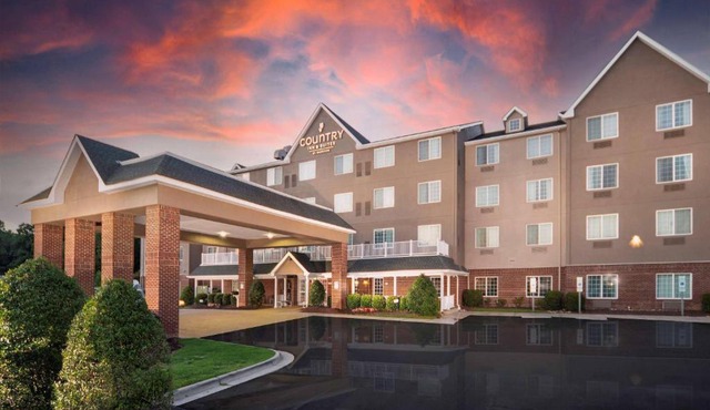 Country Inn & Suites by Radisson, Rocky Mount, NC