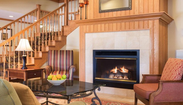Country Inn & Suites by Radisson, Davenport - Quad Cities