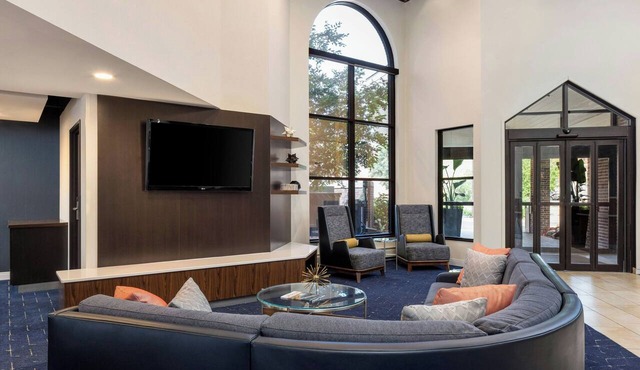 Courtyard by Marriott La Crosse