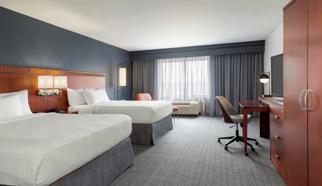 Courtyard by Marriott Madison West Middleton