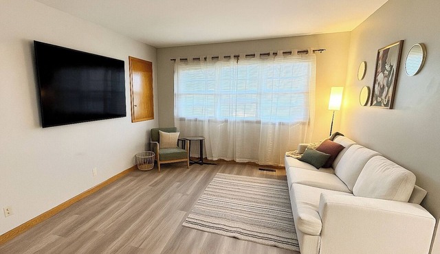Cozy 1-bedroom apartment in peaceful neighborhood.
