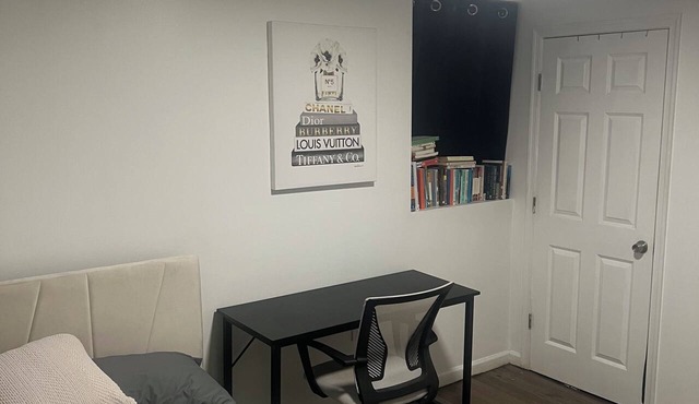 Cozy 1-bedroom studio in welcoming Asbury Park with AC