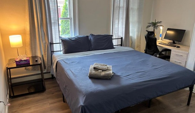 Cozy Cafe, Walk to The Mall, 30min to NYC & 5min to EWR